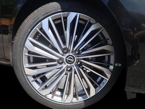 New 2026 Nissan Altima 2.5 SV w/ SV Premium Package FWD image 3