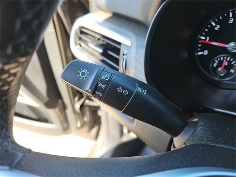 Used 2022 Kia Telluride EX w/ EX Premium Package image 23