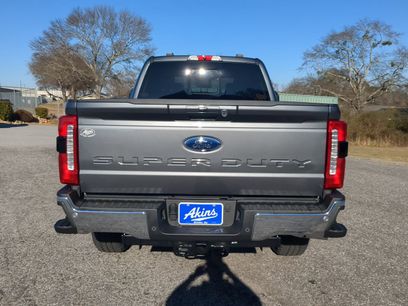 New 2026 Ford F250 Lariat w/ Lariat Premium Package