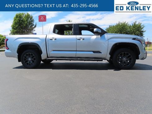 Used 2023 Toyota Tundra Platinum AWD/4WD image 29