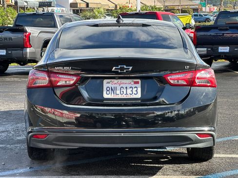 Used 2019 Chevrolet Malibu LT w/ Leather Package image 4