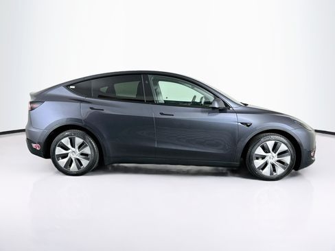 Used 2023 Tesla Model Y Long Range AWD/4WD image 10