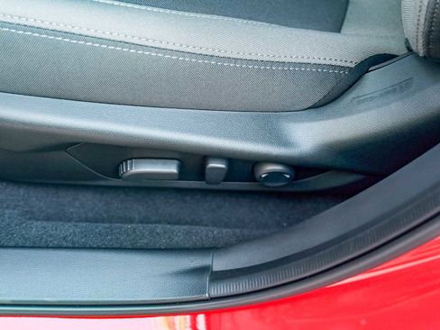 New 2025 Subaru Crosstrek 2.5i Premium image 21