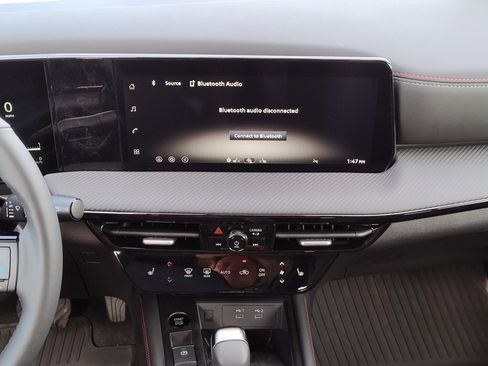 New 2026 Nissan Kicks SR w/ SR Premium Package image 9