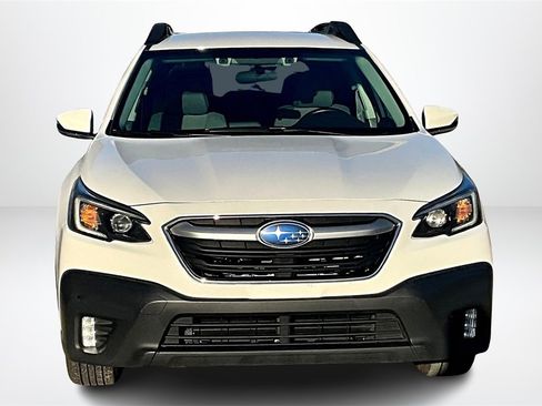 Used 2022 Subaru Outback Premium image 2