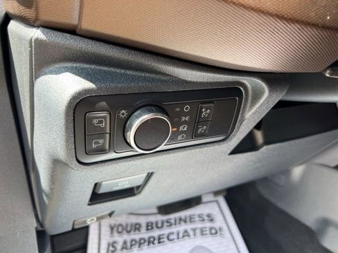 Certified 2022 Ford Bronco Outer Banks w/ Sasquatch Package AWD/4WD image 8