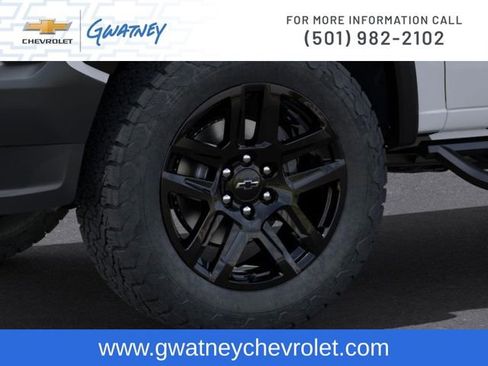 New 2025 Chevrolet Colorado Trail Boss w/ Midnight Edition image 9