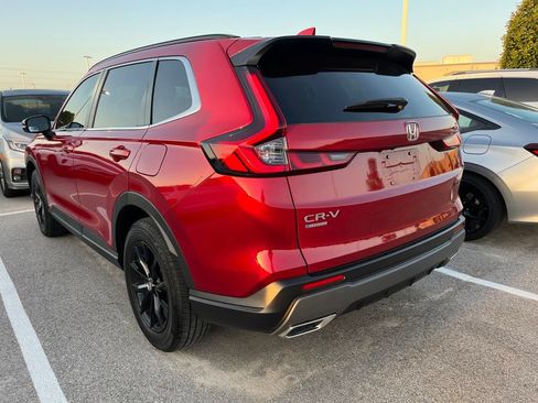 Used 2025 Honda CR-V Sport image 4