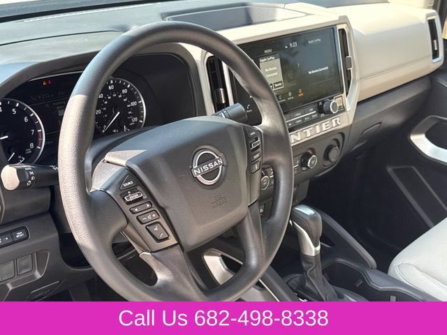 Used 2025 Nissan Frontier SV w/ Tow Package AWD/4WD image 17