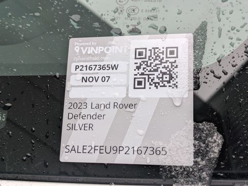 Used 2023 Land Rover Defender 130 X-Dynamic SE image 36