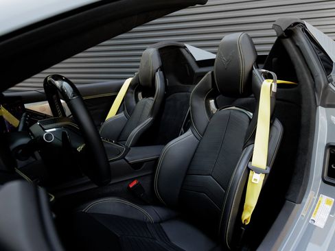 Used 2024 Chevrolet Corvette Z06 w/ Battery Protection Package image 5