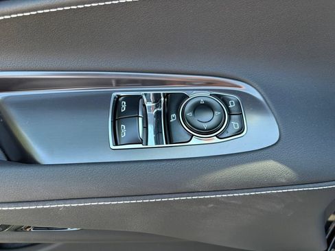 Used 2023 Chevrolet Corvette Stingray Preferred Cpe w/ Stealth Interior Trim Package RWD image 15