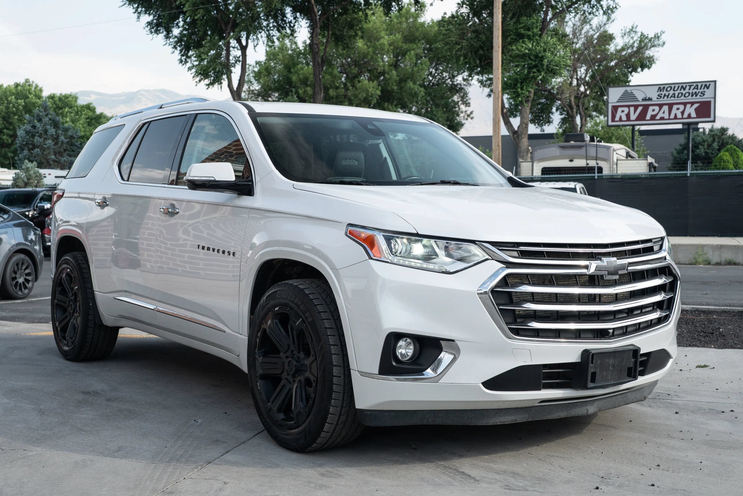 Used 2020 Chevrolet Traverse High Country AWD/4WD image 12