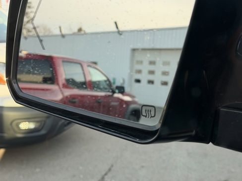 Used 2015 Toyota Tundra 1794 Edition image 11