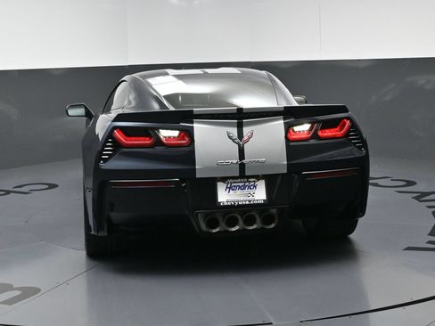 Used 2014 Chevrolet Corvette Stingray Coupe RWD image 8