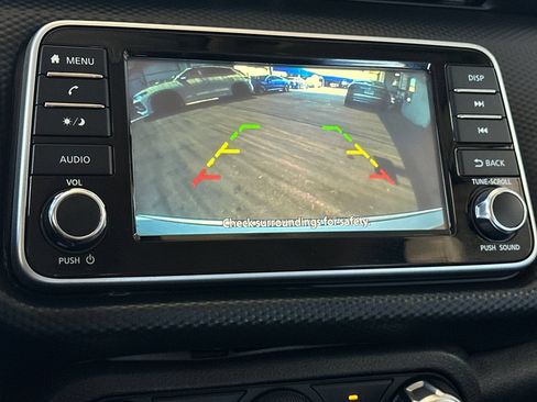 Used 2021 Nissan Kicks S FWD image 19