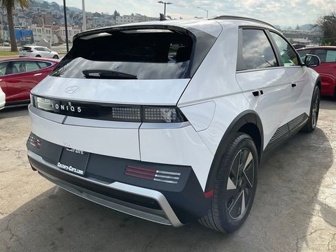Used 2025 Hyundai Ioniq 5 SEL image 76