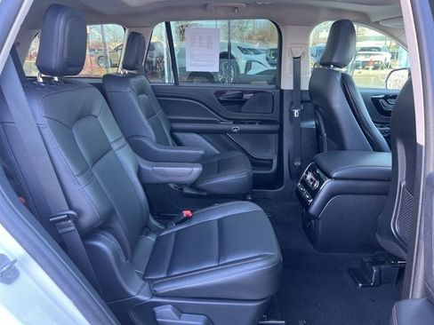 Certified 2024 Lincoln Aviator AWD w/ Premium Package image 21
