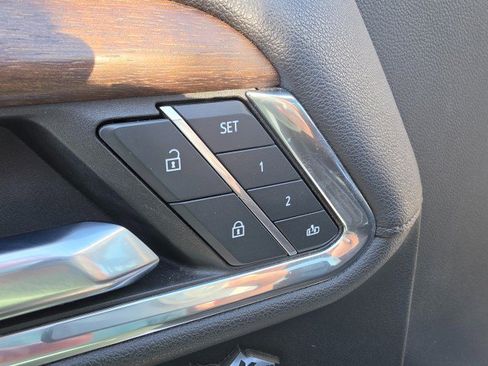 Used 2023 Chevrolet Silverado 1500 High Country w/ High Country Premium Package image 34