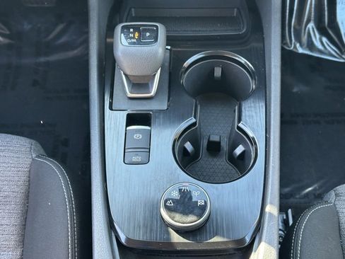 Certified 2022 Nissan Rogue SV image 31