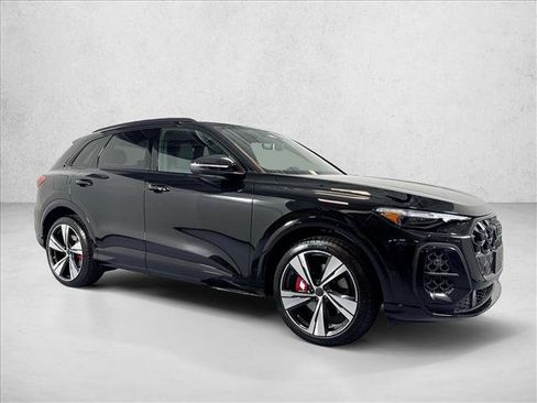 New 2026 Audi SQ5 Premium Plus AWD/4WD image 3