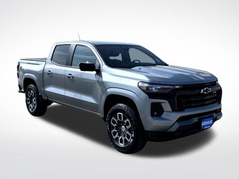 Certified 2024 Chevrolet Colorado Z71 w/ Z71 Convenience Package 2 AWD/4WD image 4
