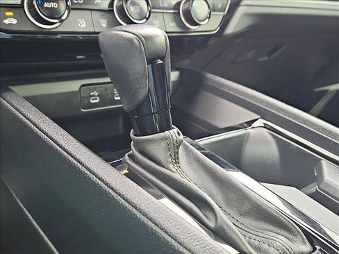 Used 2023 Honda Accord Sport image 12