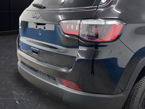 New 2025 Jeep Compass Latitude w/ Sun & Sound Group image 35