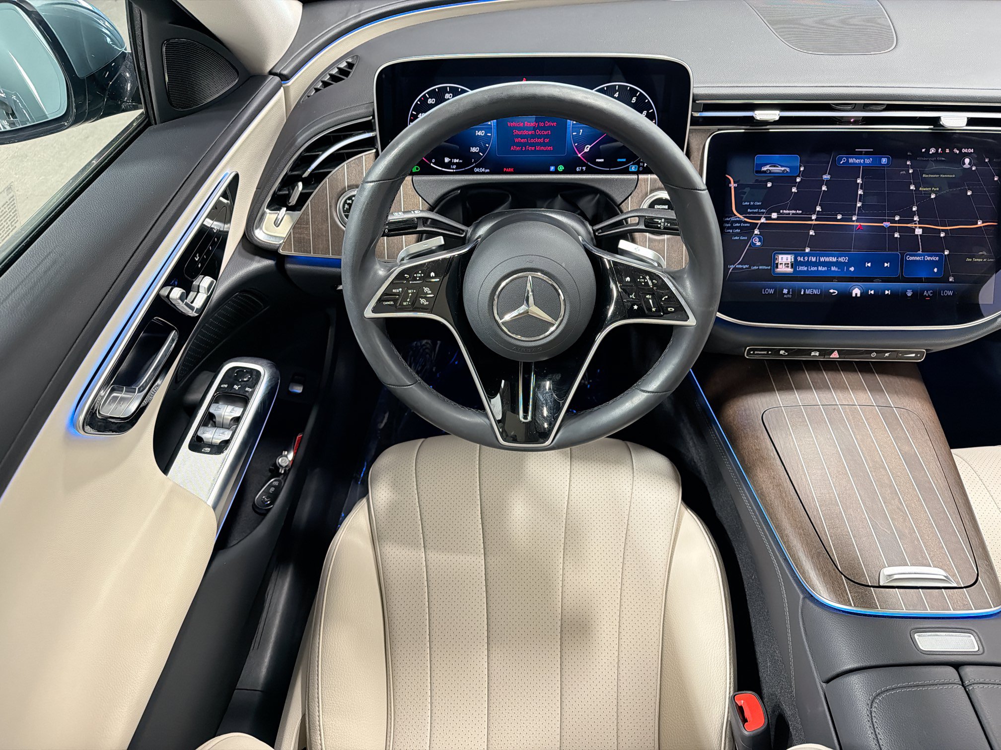 Used 2025 Mercedes-Benz E 450 4MATIC Sedan image 18