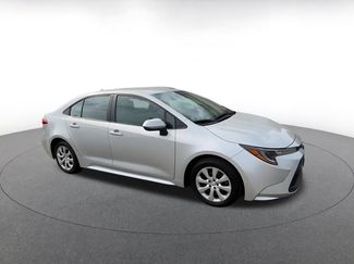 Used 2025 Toyota Corolla LE video 2