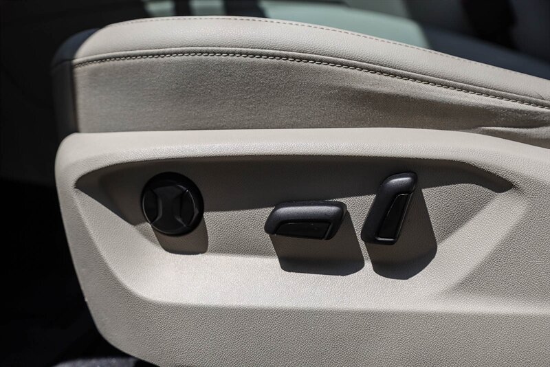 Used 2019 Volkswagen Atlas SE FWD image 27