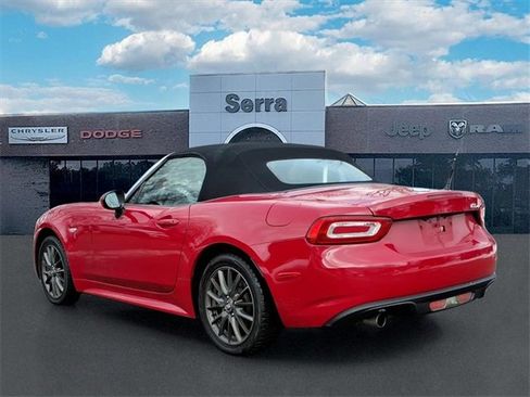 Used 2017 FIAT 124 Spider Lusso image 4