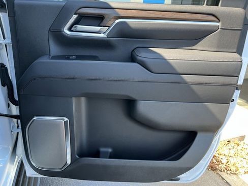 New 2025 Chevrolet Silverado 2500 High Country w/ High Country Premium Package image 26