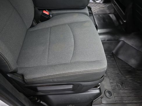 Used 2024 RAM 3500 Tradesman w/ Chrome Appearance Group image 21