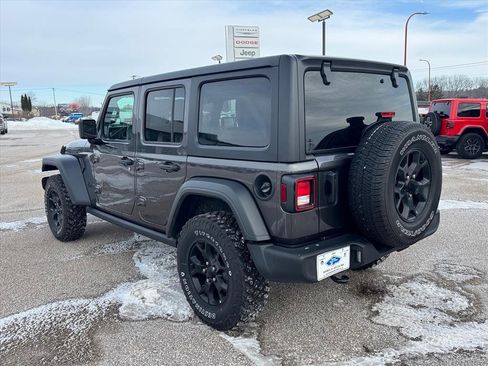 Used 2021 Jeep Wrangler Unlimited Sport image 3