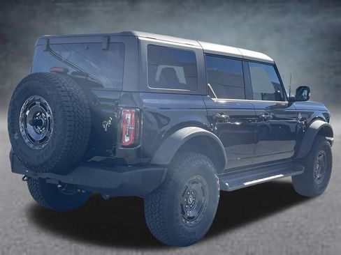 New 2025 Ford Bronco Outer Banks w/ Sasquatch Package image 3