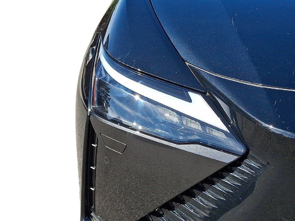 Used 2023 Lexus RZ 450e Premium w/ Technology Package AWD/4WD image 10