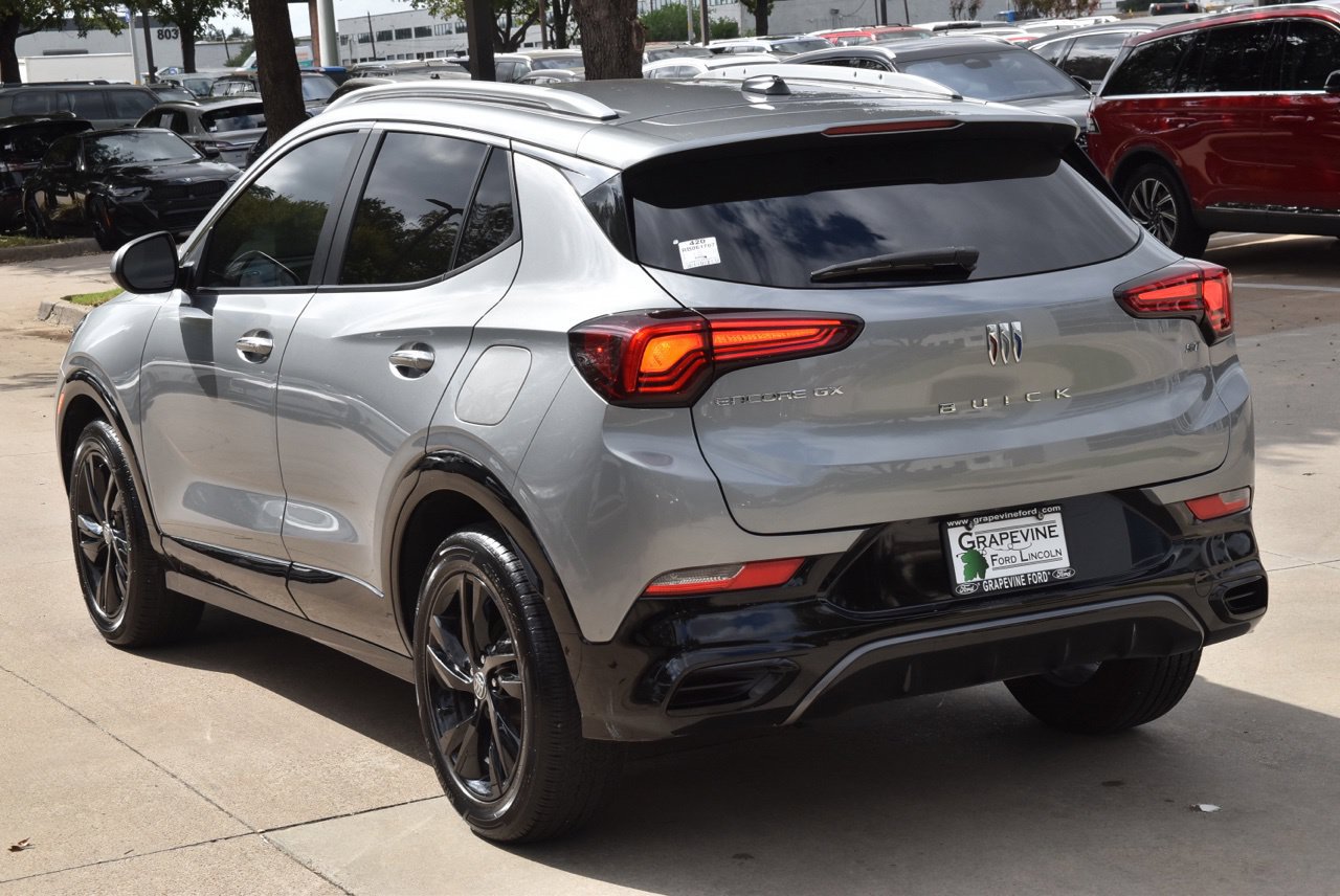 Used 2024 Buick Encore GX Sport Touring w/ Comfort Package FWD image 10