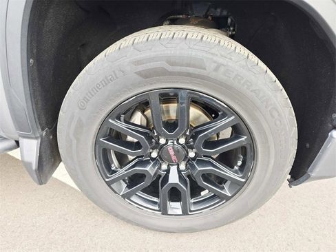 Used 2019 GMC Sierra 1500 Elevation image 18
