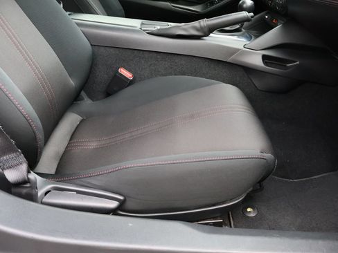 Used 2019 MAZDA MX-5 Miata RF Club RWD image 12