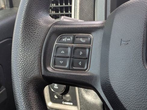 Used 2017 RAM 1500 Express w/ Express Value Package image 31