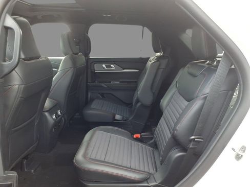 New 2026 Ford Explorer ST-Line AWD/4WD image 5