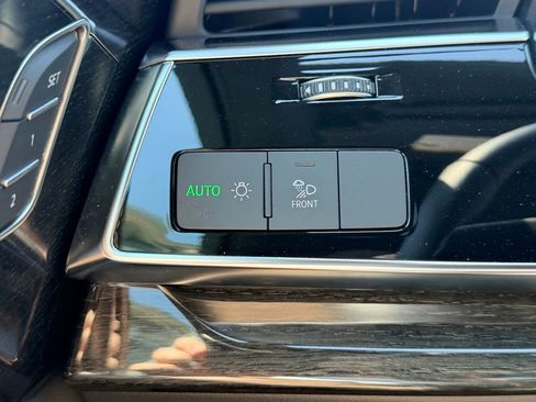 Certified 2025 Audi Q7 3.0T Premium Plus AWD/4WD image 40