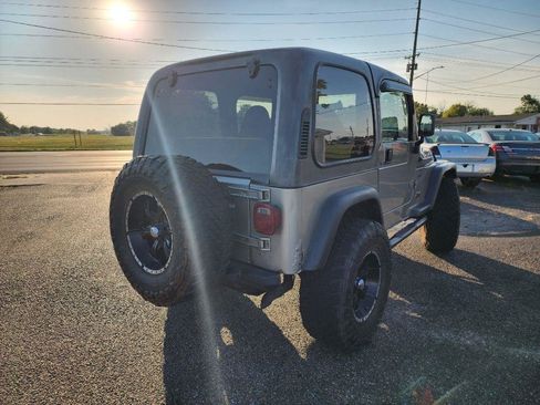 Used 2000 Jeep Wrangler Sport AWD/4WD image 3