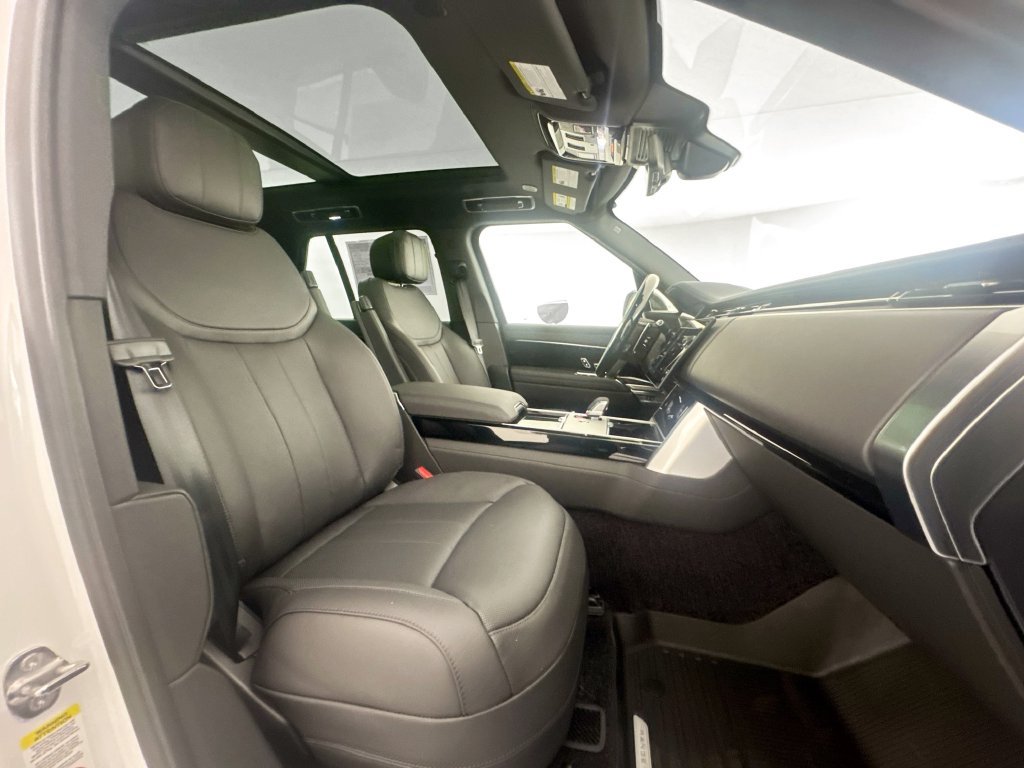 New 2026 Land Rover Range Rover SE AWD/4WD image 29