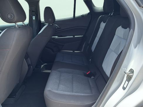 Used 2025 Chevrolet Trax RS w/ Driver Confidence Package FWD image 24