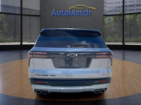 Used 2024 Chevrolet Traverse Z71 w/ LPO, Cargo Package image 7