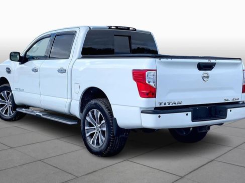 Used 2017 Nissan Titan SL image 12