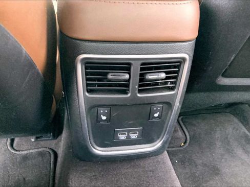 Used 2018 Chrysler 300 Limited w/ Light Group AWD/4WD image 35