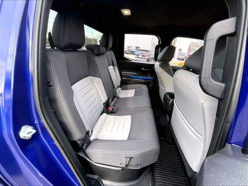 Used 2024 Toyota Tacoma TRD Sport image 16